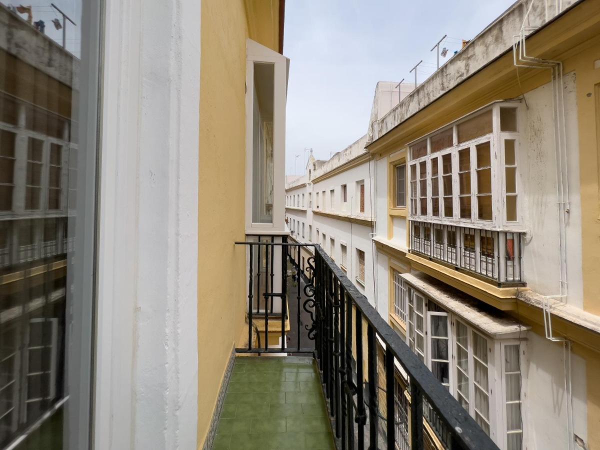 La Casa De Lima Little Apartments Кадис Екстериор снимка